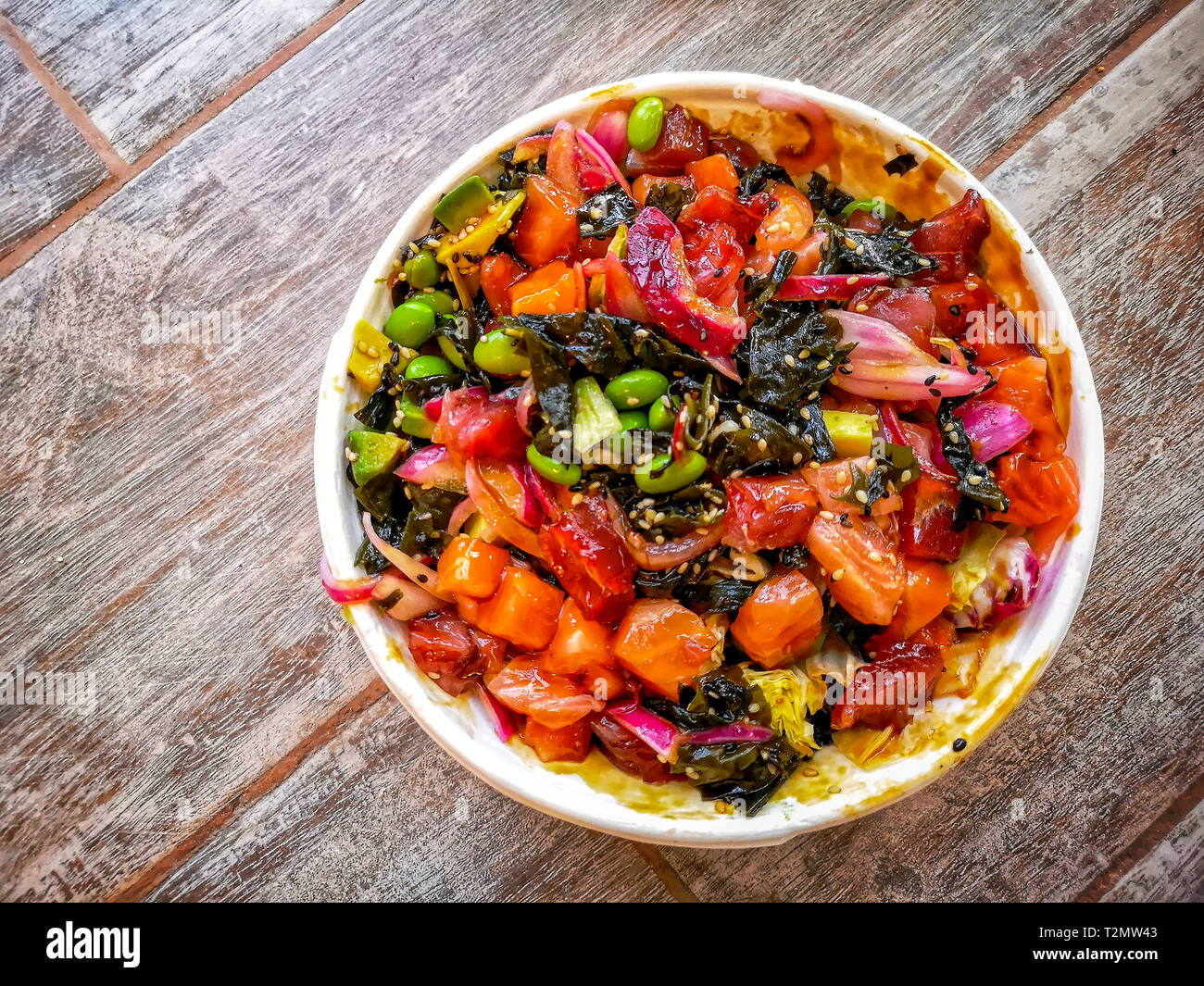 Un colorato Hawaii poke vaschetta . Foto Stock