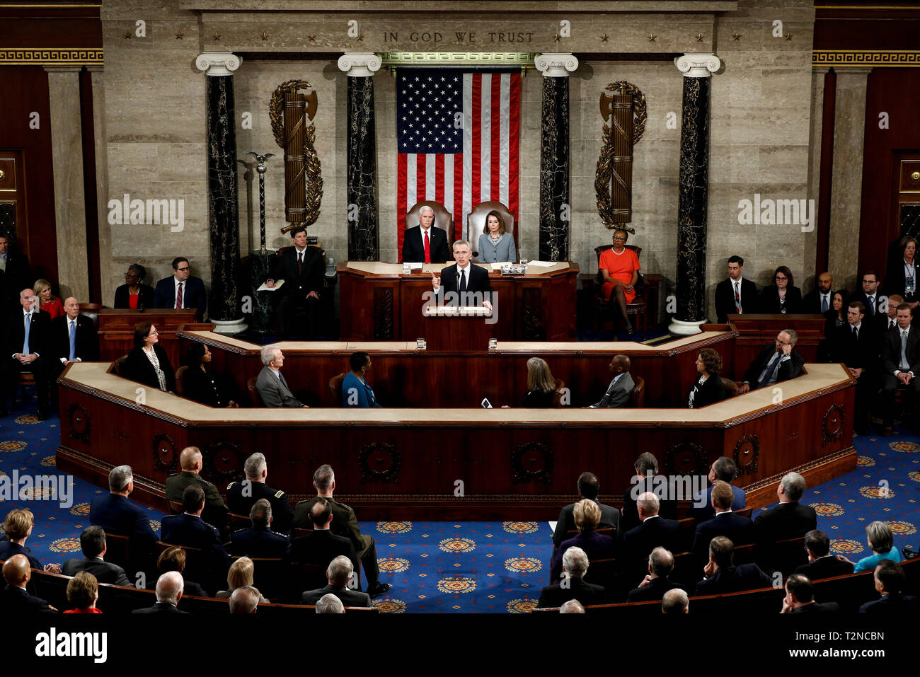 Pechino, Cina. 3 apr, 2019. Il Segretario Generale della NATO Jens Stoltenberg risolve una riunione congiunta degli Stati Uniti Congresso a Washington il 3 aprile 2019. Jens Stoltenberg detto mercoledì che l'alleanza militare non vuole una nuova corsa agli armamenti" con la Russia mentre esortiamo Mosca per mantenere la conformità con un punto di riferimento per il controllo degli armamenti trattato. Credito: Ting Shen/Xinhua/Alamy Live News Foto Stock