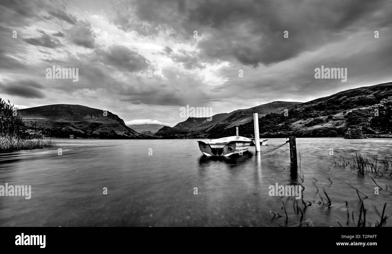 Lago Nantile sul parco nazionale di Snowdonia nel Galles Foto Stock