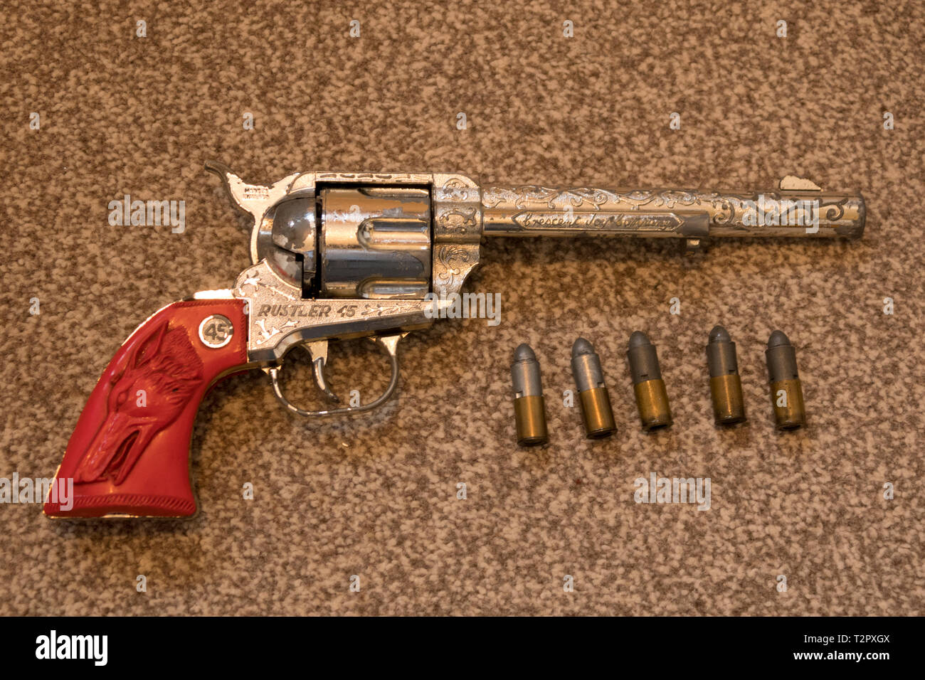 Crescent Toy Company Rustler 45 pistole cap Foto Stock