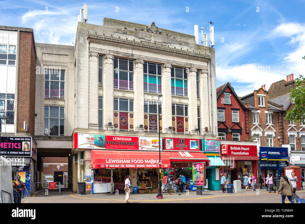 Negozi a Lewisham High Street, Lewisham, London Borough of Lewisham, Greater London, England, Regno Unito Foto Stock