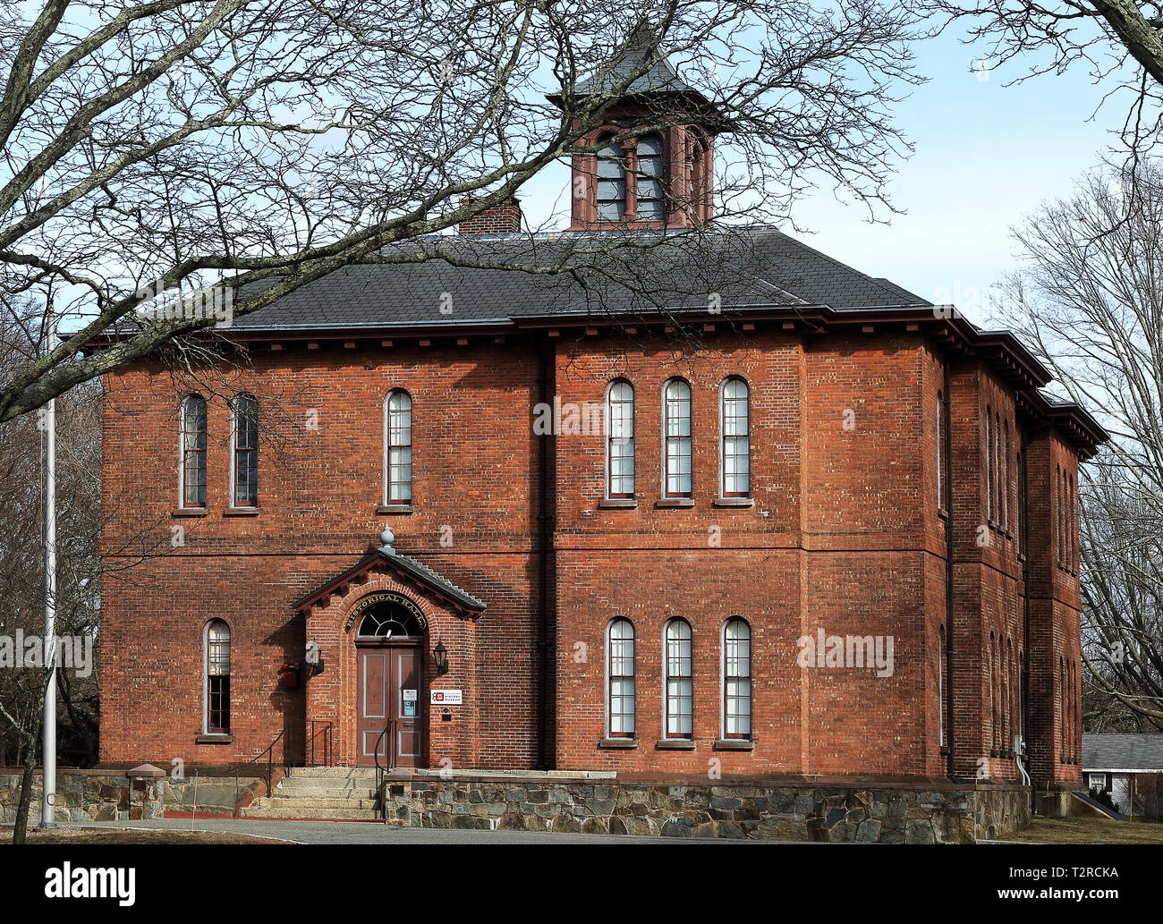 Vecchia Colonia History Museum a Taunton, Massachusetts, storica ex Bristol Academy edificio scolastico, parte della Chiesa verde quartiere storico Foto Stock