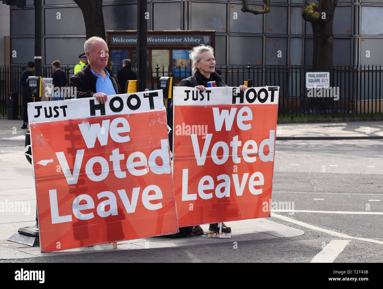 Sostenitori Brexit protestando in piazza del parlamento di Westminster, Londra, Regno Unito Foto Stock