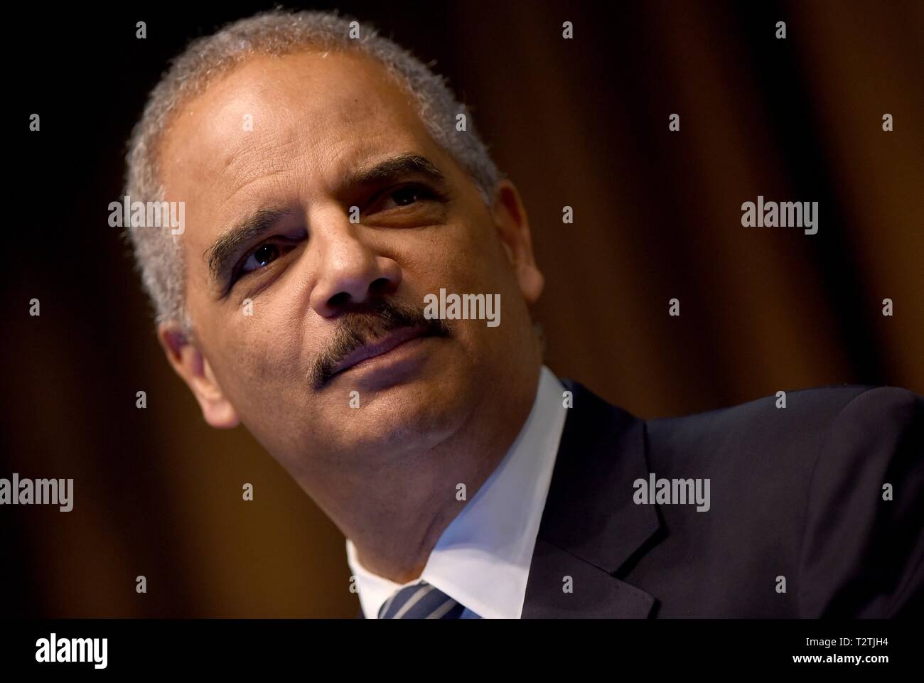 New York, NY, STATI UNITI D'AMERICA. 3 apr, 2019. Eric Holder di presenze per la rete nazionale di azione (NAN) 2019 convenzione, lo Sheraton New York Times Square Hotel, New York, NY Aprile 3, 2019. Credito: Kristin Callahan/Everett raccolta/Alamy Live News Foto Stock