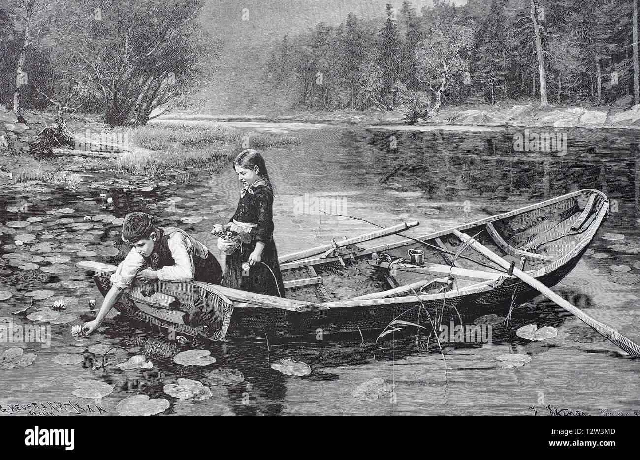 Due bambini in una piccola barca su una foresta lago, il ragazzo cerca di cogliere un giglio di acqua, Zwei Kinder in einem Kahn auf einem Waldsee, der Junge versucht eine Seerose zu pflücken Foto Stock