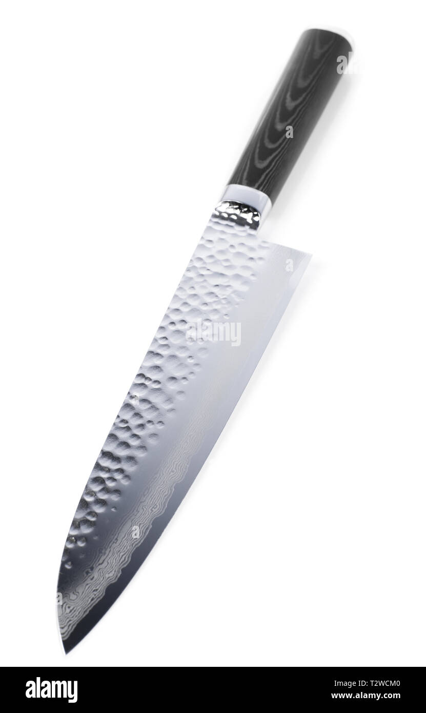 Giapponese coltello gyuto di damasco acciaio, isolato su bianco Foto Stock