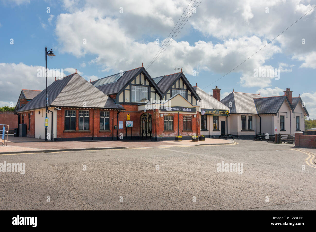 Ballymoney Stazione ferroviaria nella contea di Antrim, Irlanda del Nord Foto Stock