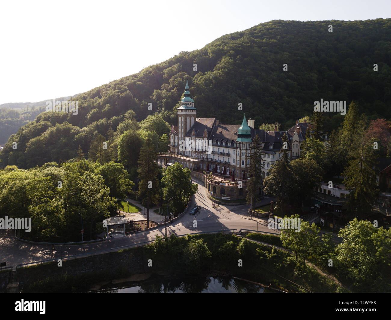 LILLAFURED,UNGHERIA - maggio 02,2018 : vista aerea a Lillafured Castello. Lillafured è uno dei più splendidi ambienti naturali, vicino a Miskolc nel Foto Stock
