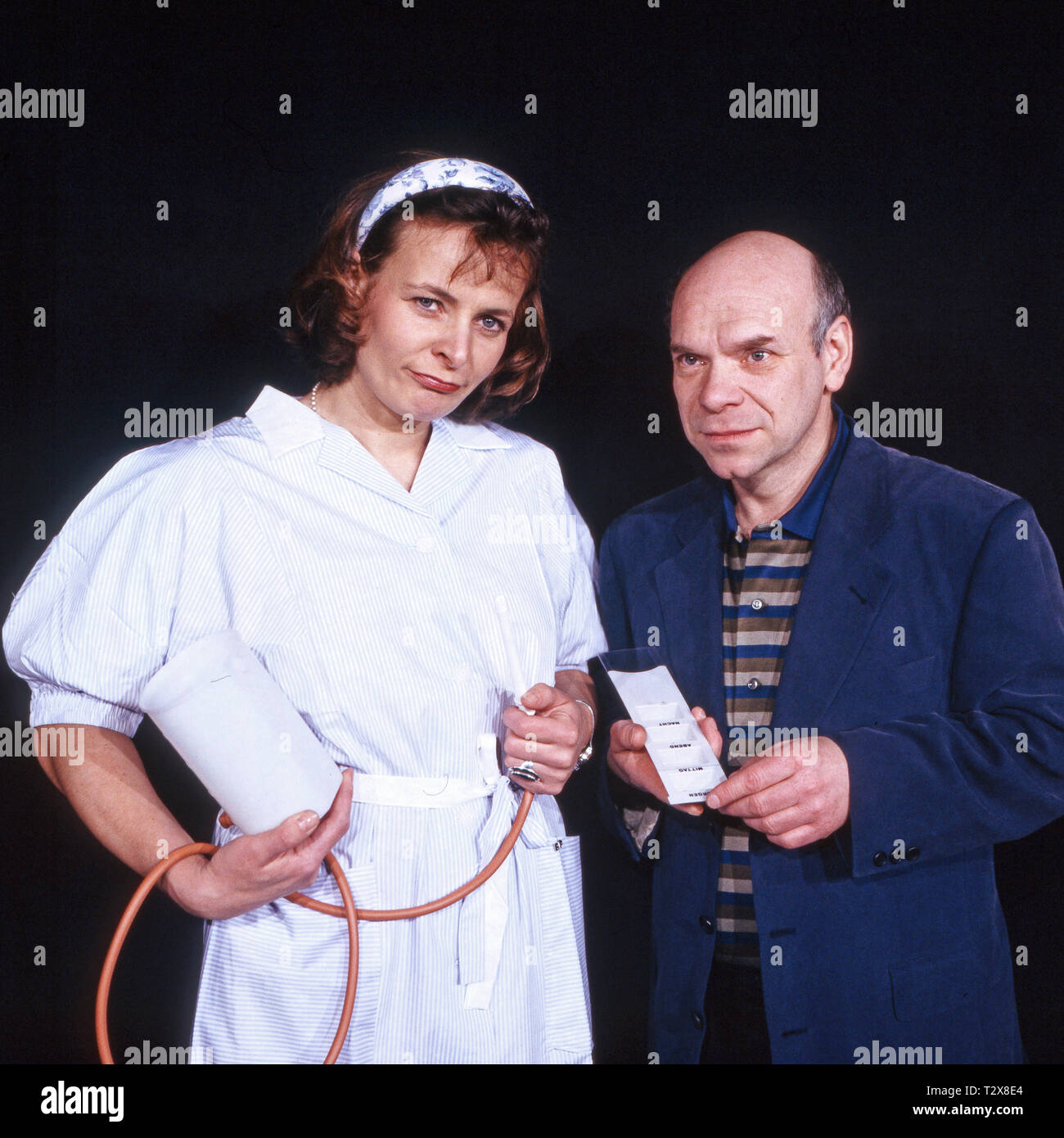 Münchner Lach- und Schießgesellschaft 1992, Programm: "Reich ins Heim', Besetzung: Susanne Czepl, Hans Jürgen Silberbaum Foto Stock