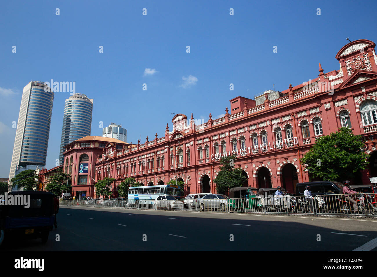 Lo storico edificio Cargills e il World Trade Center di Colombo. Sri Lanka Foto Stock