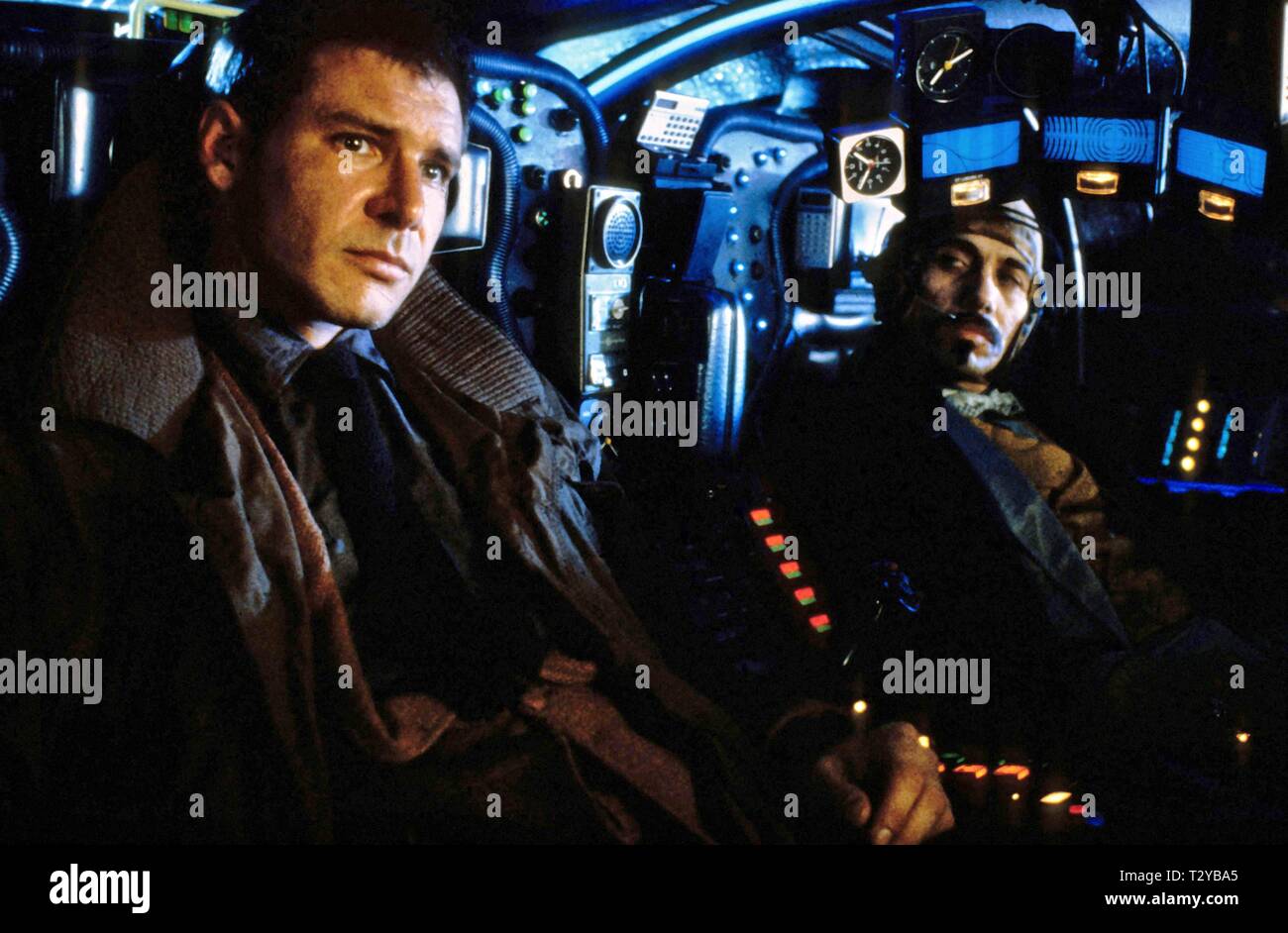 HARRISON FORD, Edward James Olmos, BLADE RUNNER, 1982 Foto Stock