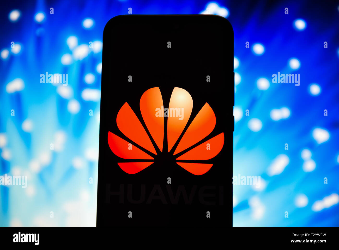In questa foto illustrazione un Huawei logo che si vede visualizzato su un telefono intelligente. Foto Stock