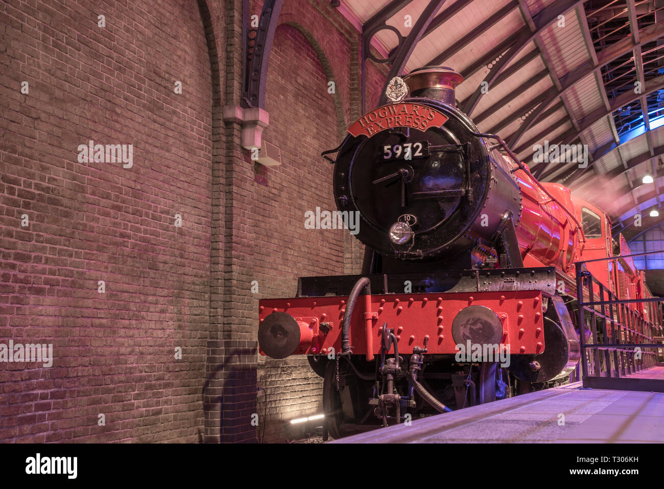Warner Bros Tour dello Studio " Realizzazione di Harry Potter", la scuola di Hogwarts Express, Leavesden, London, Regno Unito Foto Stock