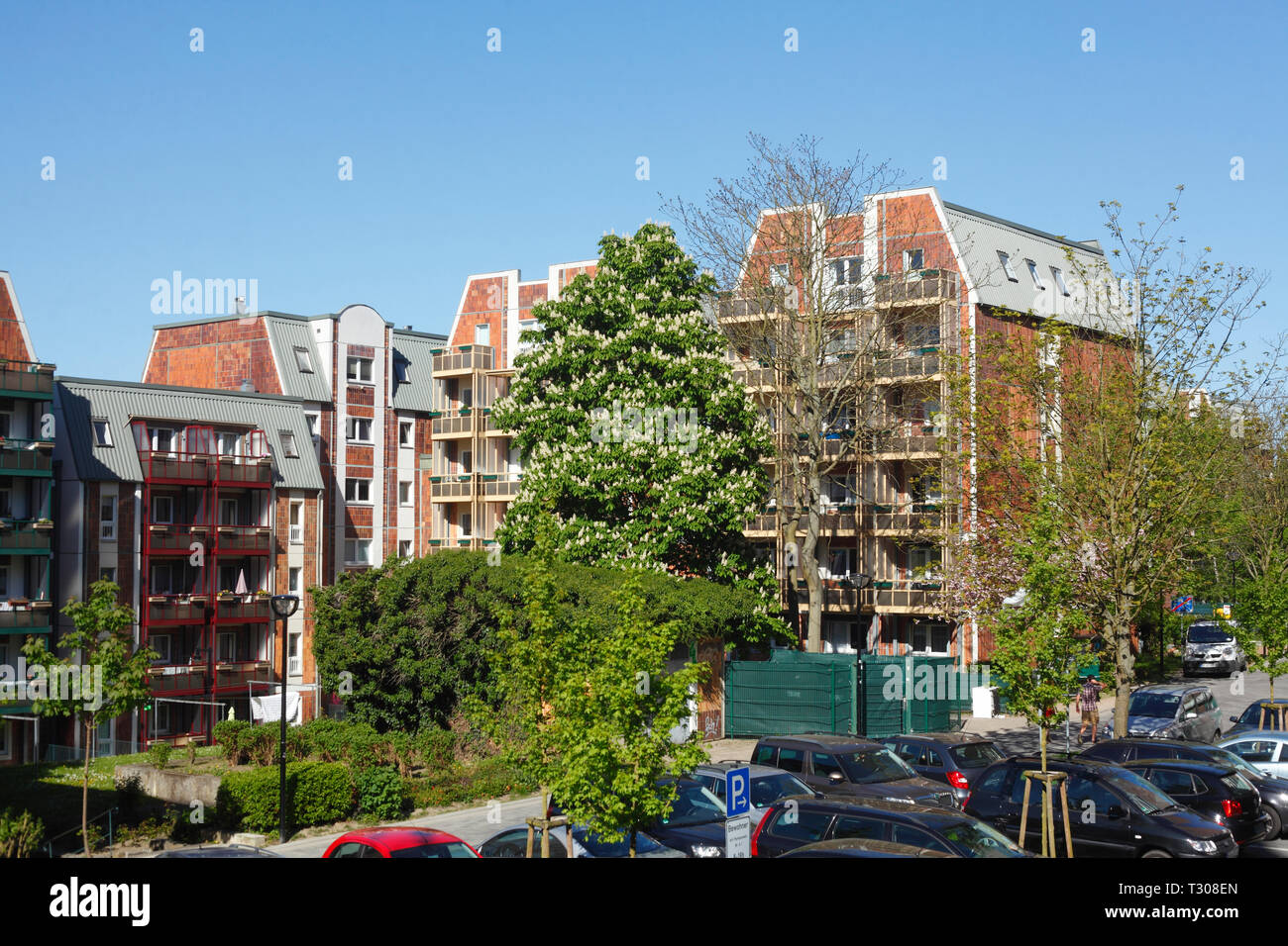 Plattenbauten e moderni edifici residenziali, Rostock, Meclenburgo-Pomerania Occidentale, Germania, Europa IPlattenbauten, Moderne Wohngebäude, Rostock, Mecklenbur Foto Stock