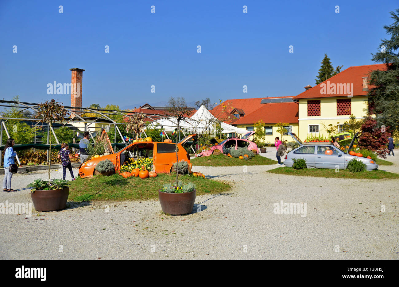 VOLCJI POTOK, Slovenia - 13 ottobre 2018: funny autunno mostra di zucca in Arboretum Volcji Potok vicino alla città di Kamnik. Foto Stock