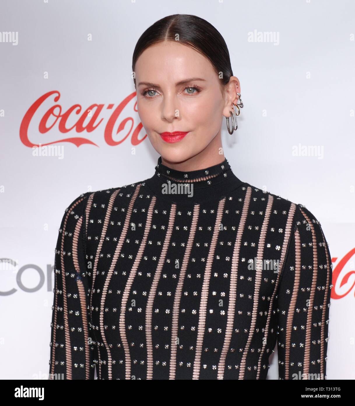 LAS VEGAS NV - 04 aprile: Charlize Theron assiste il CinemaCon Grande schermo Achievement Award di OMNIA Nightclub al Caesars Palace durante il CinemaCon, la convenzione ufficiale dell Associazione Nazionale dei proprietari di teatro, in data 4 aprile 2019 a Las Vegas, Nevada. Persone: Charlize Theron Foto Stock