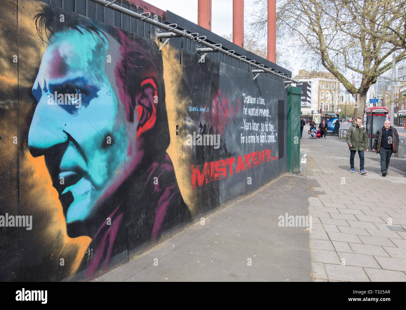 Errore da theArtful Dodger artista di strada a Southwark, Londra, Regno Unito Foto Stock