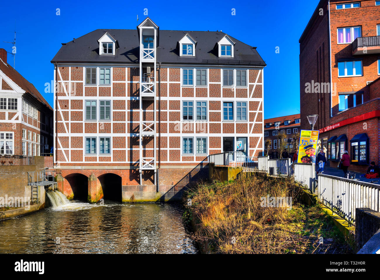 Grano mulino ad acqua nel villaggio di montagna, Amburgo, Germania, Europa Kornwassermühle a Bergedorf, Deutschland, Europa Foto Stock