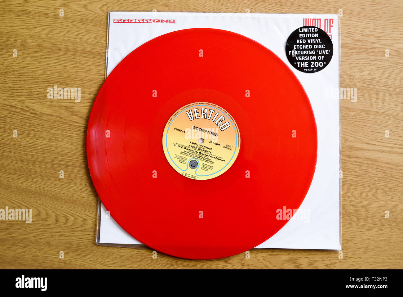 Scorpioni "Vento di Cambiamento" su vinile rosso, Tedesco heavy metal band. Foto Stock