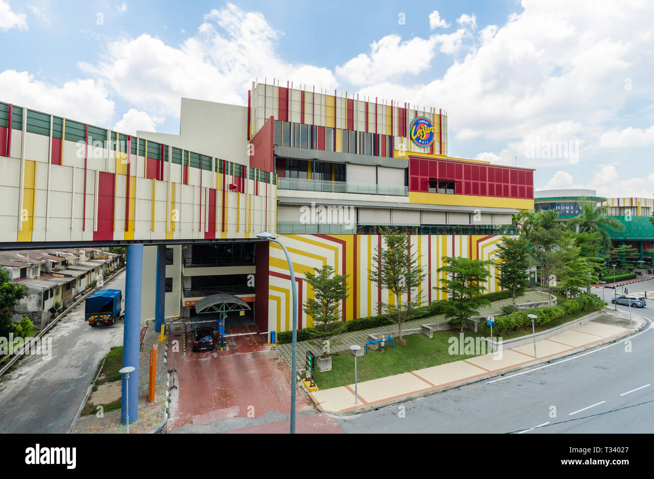 KL, Malesia - Aprile 5,2019 : Cheras Leisure Mall è la casa di una vibrante miscela di retail leisure ,intrattenimento e punti ristoro. Foto Stock