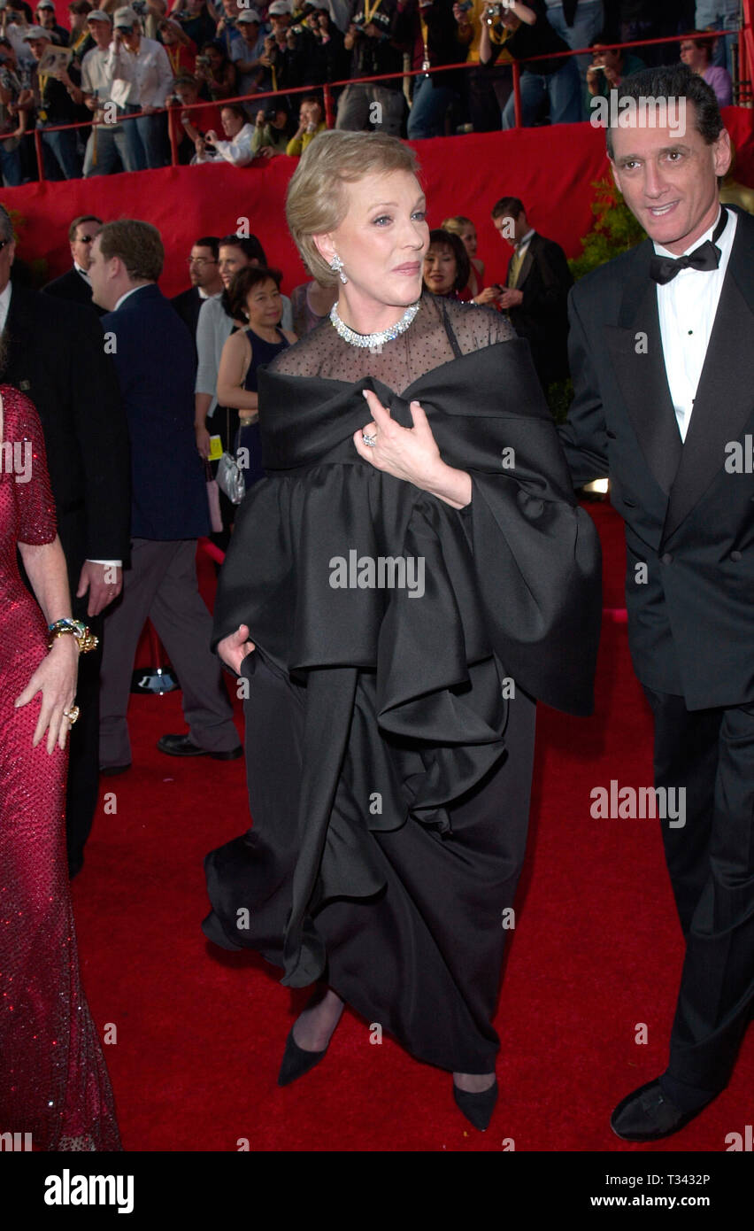 LOS ANGELES, CA. Marzo 25, 2001: Julie Andrews presso la 73rd annuale di Academy Awards di Los Angeles. © Paul Smith/Featureflash Foto Stock