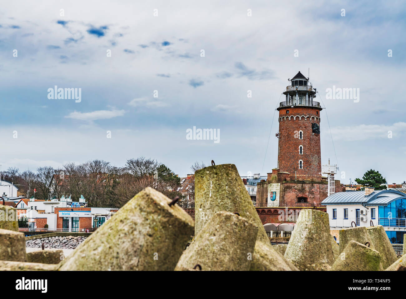 Il faro di Kolobrzeg è 26 metri di altezza, Kolobrzeg, West Pomerania, Polonia, Europa Foto Stock