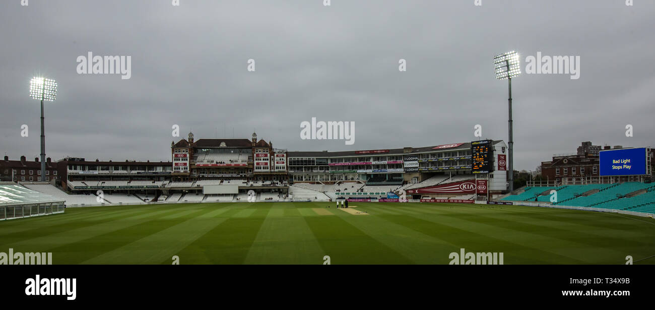 Londra, UK. 6 Aprile, 2019. Cattiva luce smette di giocare come Surrey prendere su Durham MCCU alla Kia ovale sul giorno tre del 3 giorno corrispondono. David Rowe/Alamy Live News Foto Stock