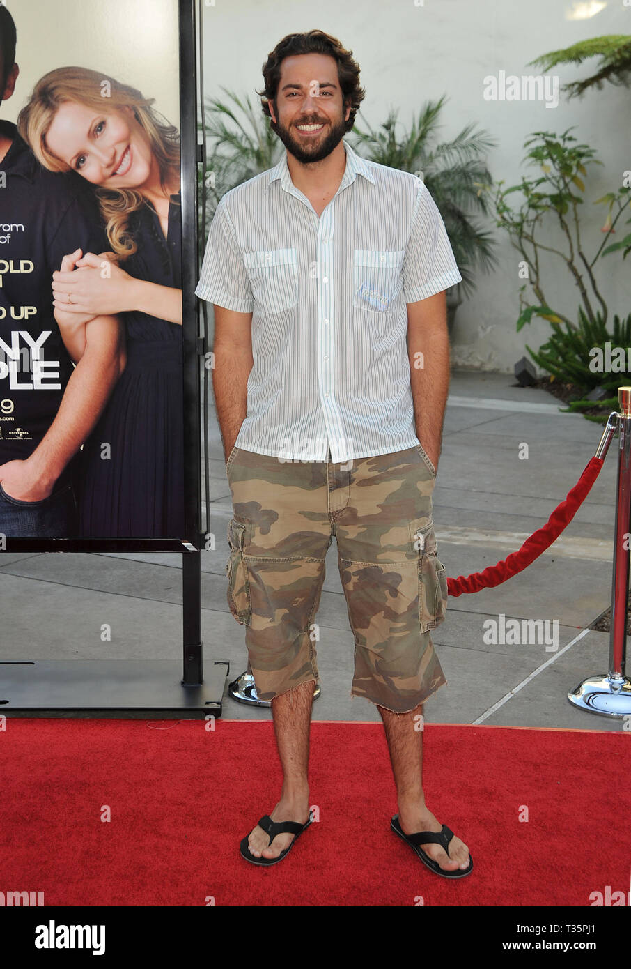 Zachary Levi - Funny People Premiere al Arclight Theatre di Los Angeles.LeviZachary 42 Red Carpet Event, verticale, STATI UNITI D'AMERICA, industria cinematografica, celebrità, fotografia, Bestof, arte cultura e intrattenimento, Topix celebrità moda / Verticale, meglio di, evento nella vita di Hollywood - California, moquette rossa e dietro le quinte, USA, industria cinematografica, celebrità, movie celebrità, personaggi televisivi, musica celebrità, fotografia, Bestof, arte cultura e intrattenimento, Topix, verticale, una persona, dall'anno , 2009, inchiesta tsuni@Gamma-USA.com moda - a piena lunghezza Foto Stock