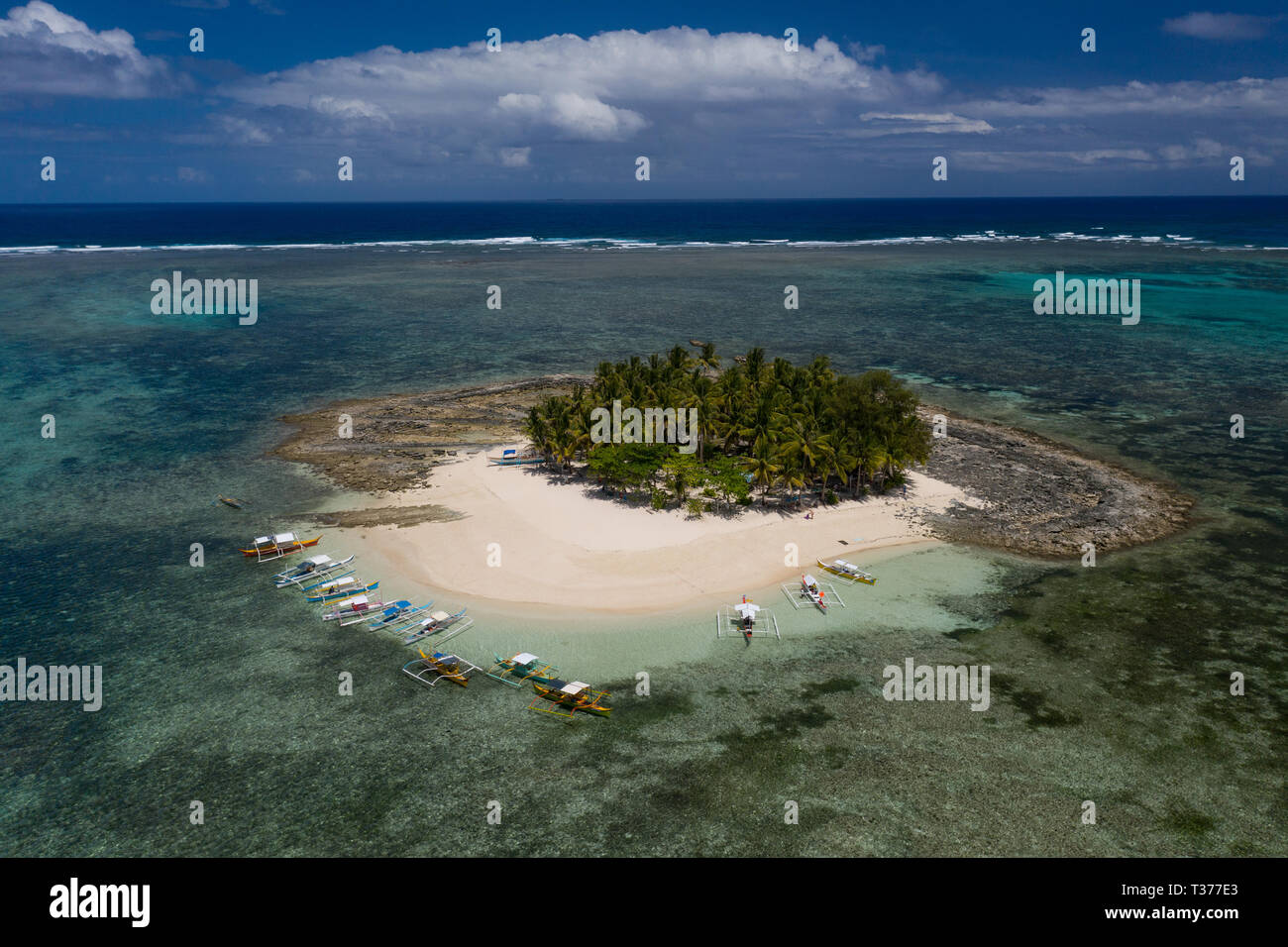 Veduta aerea dell'Isola di Guyam Siargao, Filippine. Foto Stock