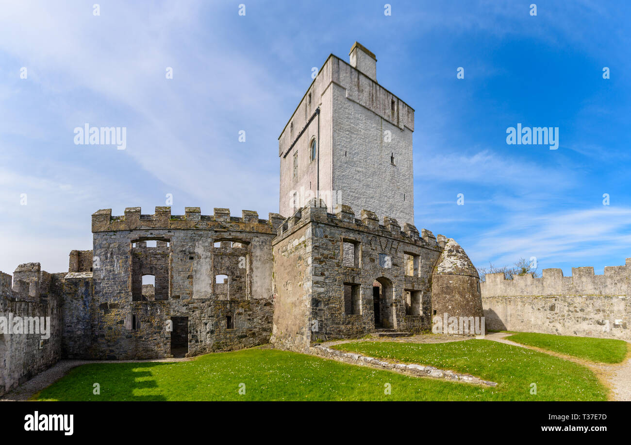 Doe Castle, nella Contea di Donegal, Irlanda Foto Stock