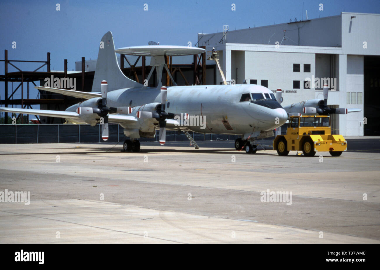 Stati Uniti Delle dogane e della protezione delle frontiere Lockheed P-3AEWC Orion Foto Stock