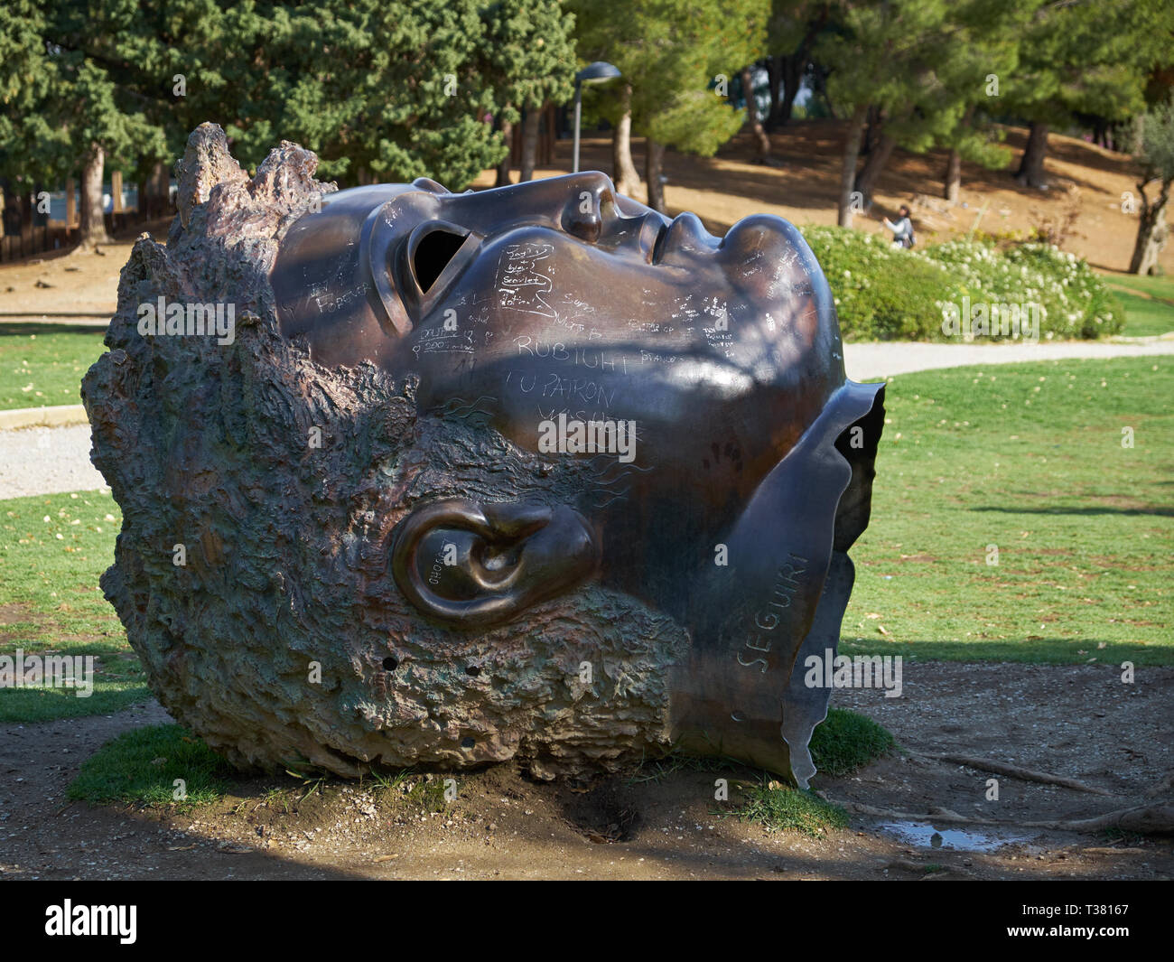 Scultura di testa. Parque de la Paloma. Benalmádena, Málaga, Spagna. Foto Stock