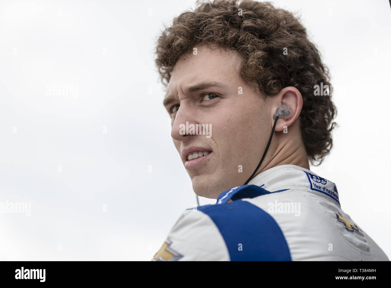 Birmingham, Alabama, Stati Uniti d'America. 6 apr, 2019. MATHEUS LEIST (4) del Brasile prepara per qualificarsi per la Honda Indy Grand Prix of Alabama al Barber Motorsports Park di Birmingham, Alabama. (Credito Immagine: © Walter G Arce Sr Asp Inc/ASP) Foto Stock
