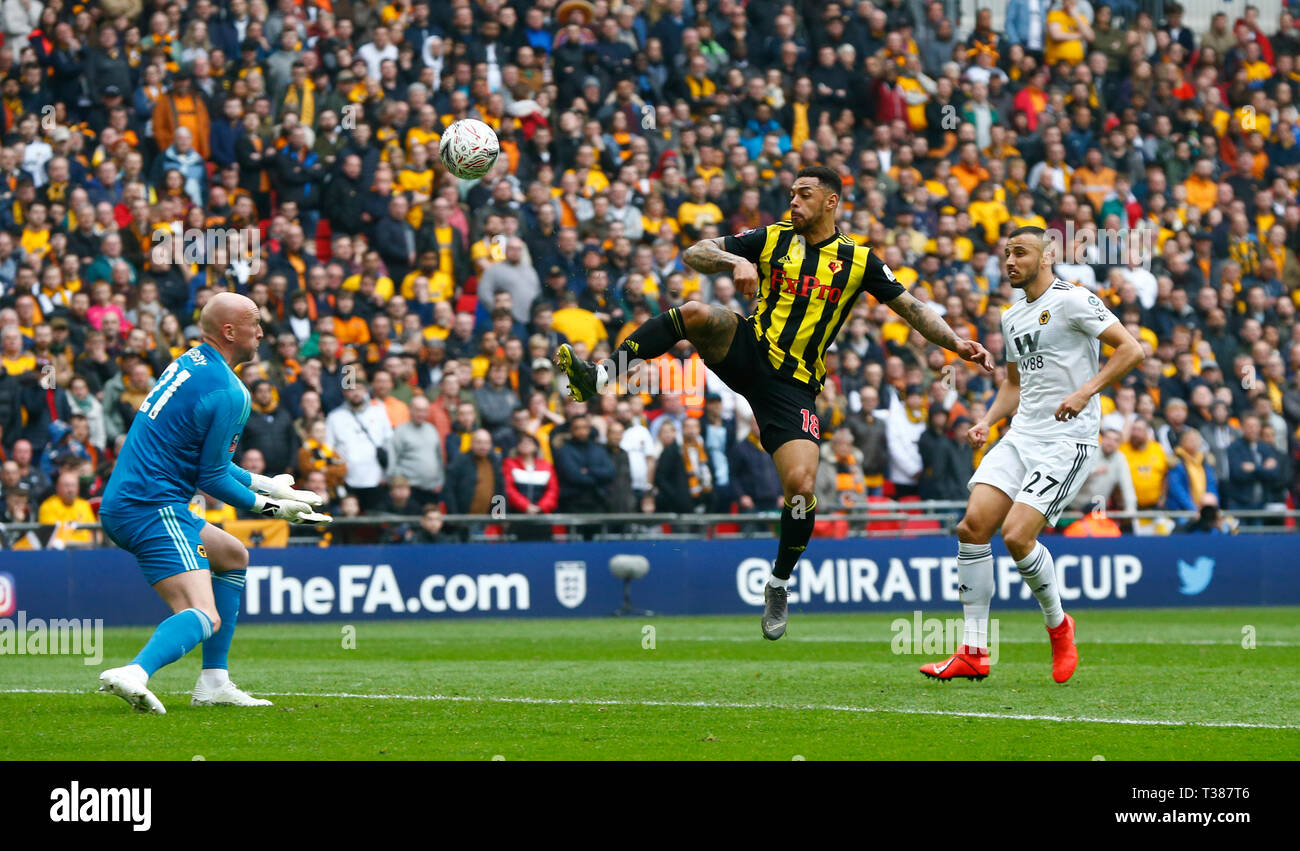 Londra, Regno Unito. 7 apr, 2019. Watford's Andre grigio durante il FA Emirates Cup Semi-Final match tra Watford e Wolverhampton Wanderers allo Stadio di Wembley, Londra, su 07 Apr 2019. Credit: Azione Foto Sport/Alamy Live NewsEditorial utilizzare solo, è richiesta una licenza per uso commerciale. Nessun uso in scommesse, giochi o un singolo giocatore/club/league pubblicazione. Credit: Azione Foto Sport/Alamy Live News Foto Stock