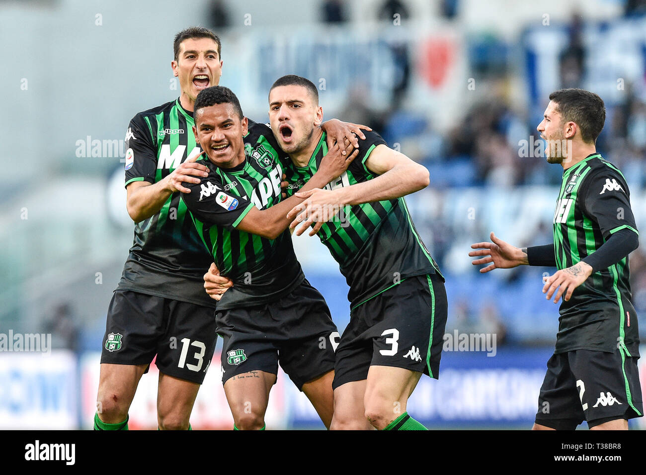 Roma, Italia. 07 apr, 2019. RogŽrio di Sassuolo festeggia il primo scoring goalduring Serie A nella partita tra Lazio e Sassuolo presso lo Stadio Olimpico di Roma il 7 aprile 2019. Foto di Giuseppe mafia. Credit: UK Sports Pics Ltd/Alamy Live News Foto Stock