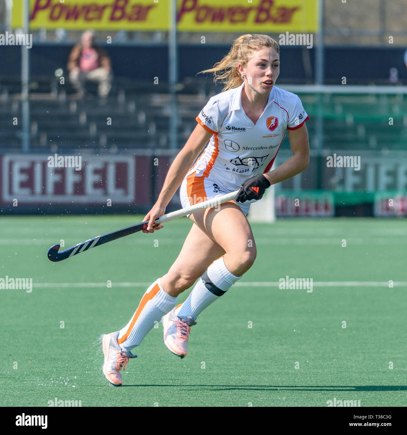 AMSTERDAM, 07-04-2019, Livera Hoofdklasse Hockey Dames Seizoen 2018-2019. Luogo: Wagener Stadion. Laura Nunnink durante il gioco AH&BC Amsterdam vs HC Oranje-Rood. Foto Stock