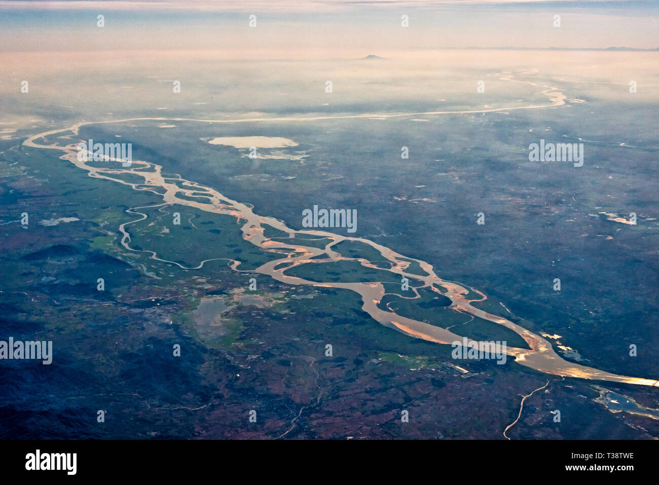 Vista aerea del fiume Meghna e il delta del Gange, India Foto Stock