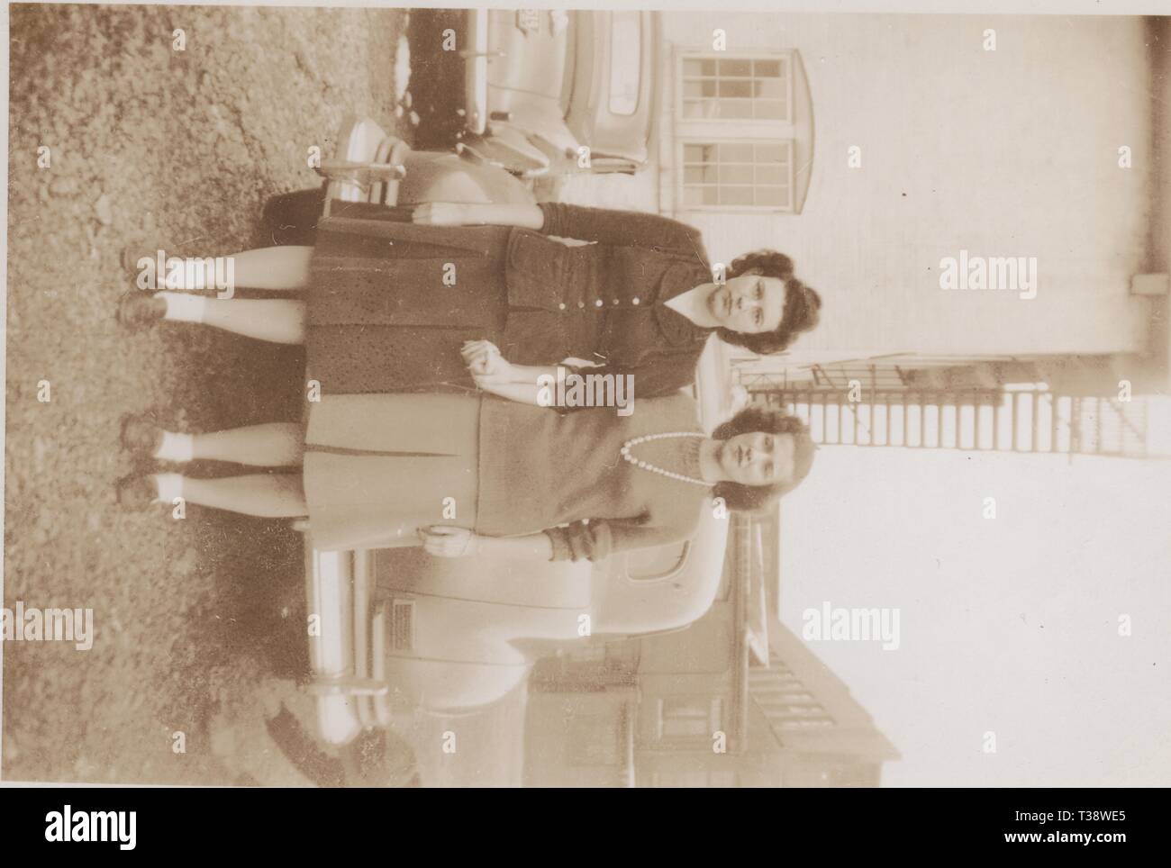 Due dipendenti della più grande forza lavoro a Knoxville, in Tennessee metà secolo - Brookside Mills, un produttore di tessili che impiegano oltre 1200. Etta Teague è identificato sulla destra. Foto Stock
