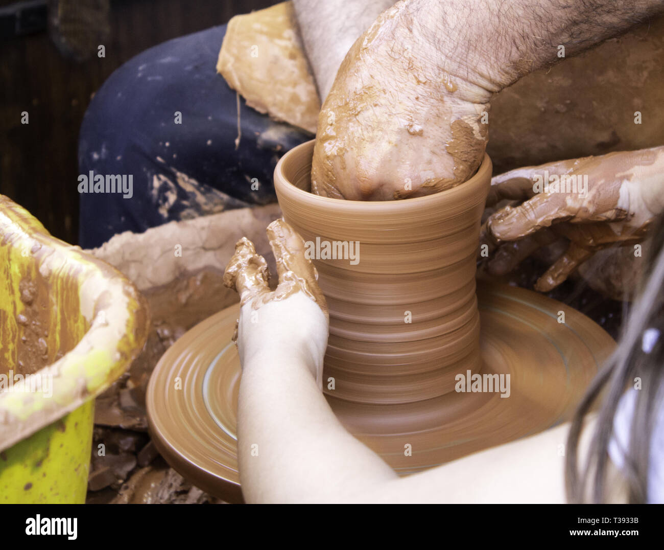 Tornio per scolpire argilla, imprese e industria Foto stock - Alamy