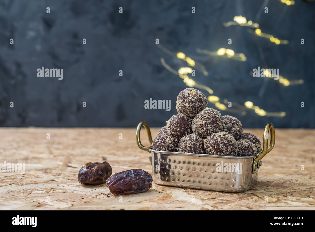 Date e di fiocchi d'avena e le sfere di energia o morde nessuno cuoco Foto Stock