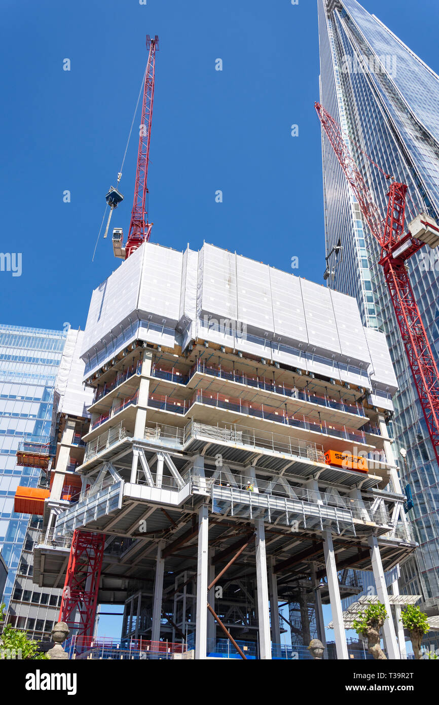 Appartamento di nuova costruzione al Shard trimestre lo sviluppo, Southwark, Royal Borough di Southwark, Greater London, England, Regno Unito Foto Stock