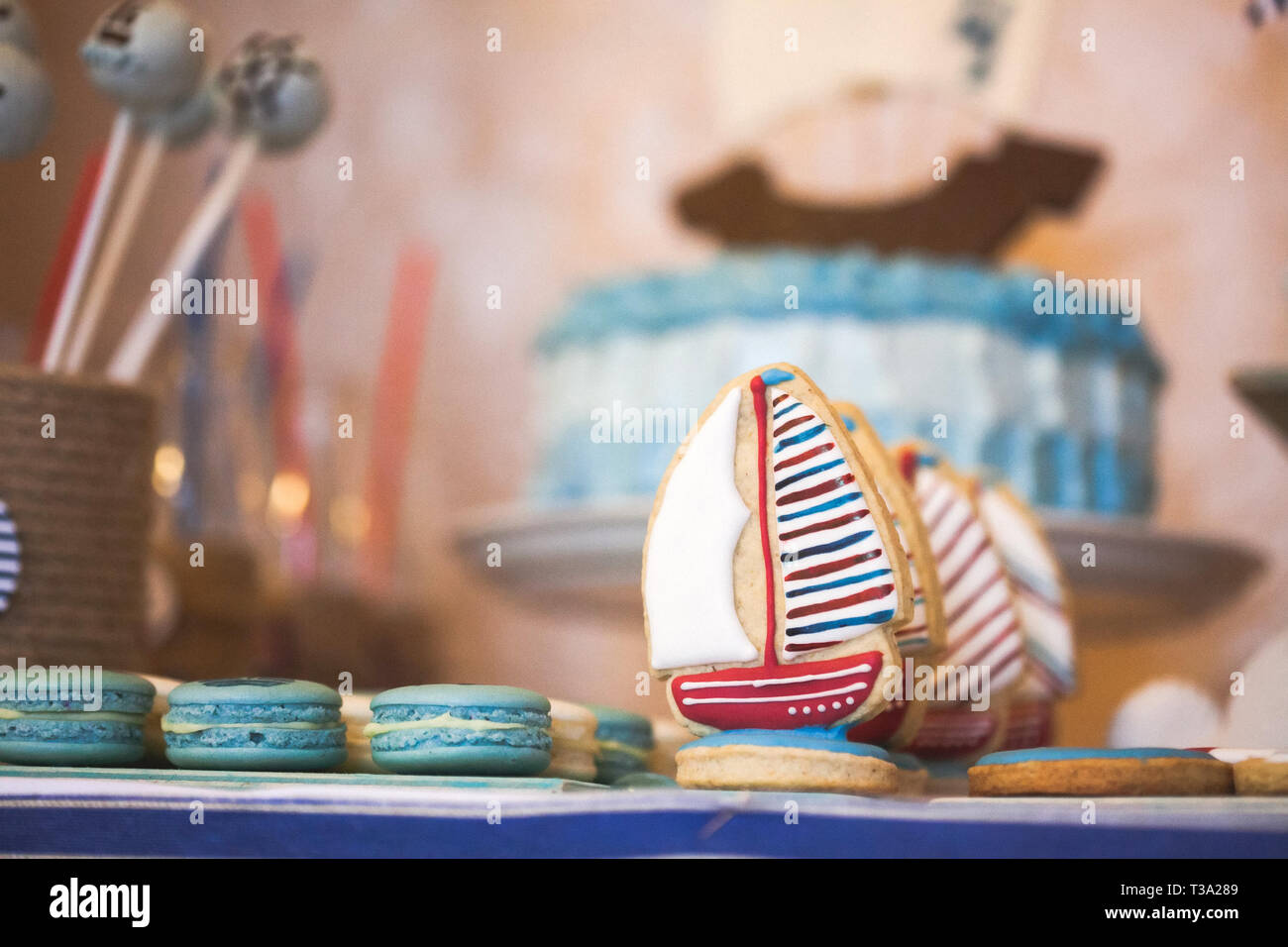 Tabella di dessert per un party in stile nautico. Candy bar Foto Stock