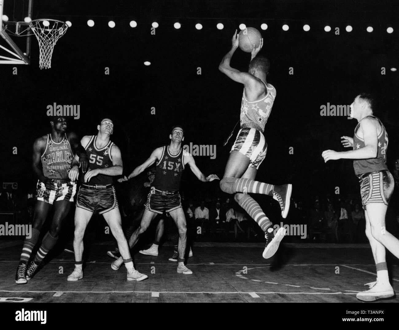 La pallacanestro, 1957 Foto Stock