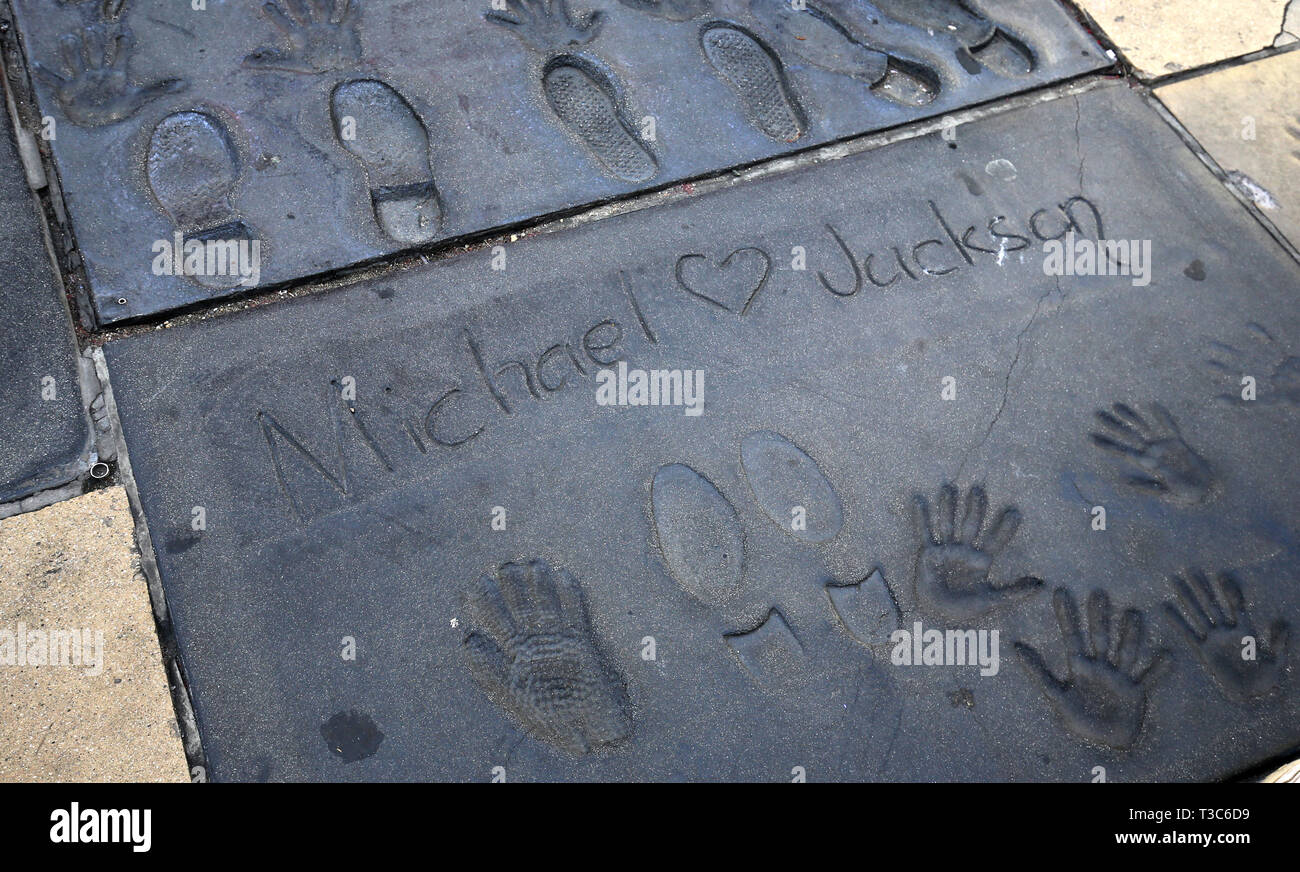 LOS ANGELES, CALIFORNIA - 12 Aprile 2015 : esterni di Grauman's Chinese Theater, a Hollywood e Los Angeles, california, Stati Uniti Foto Stock