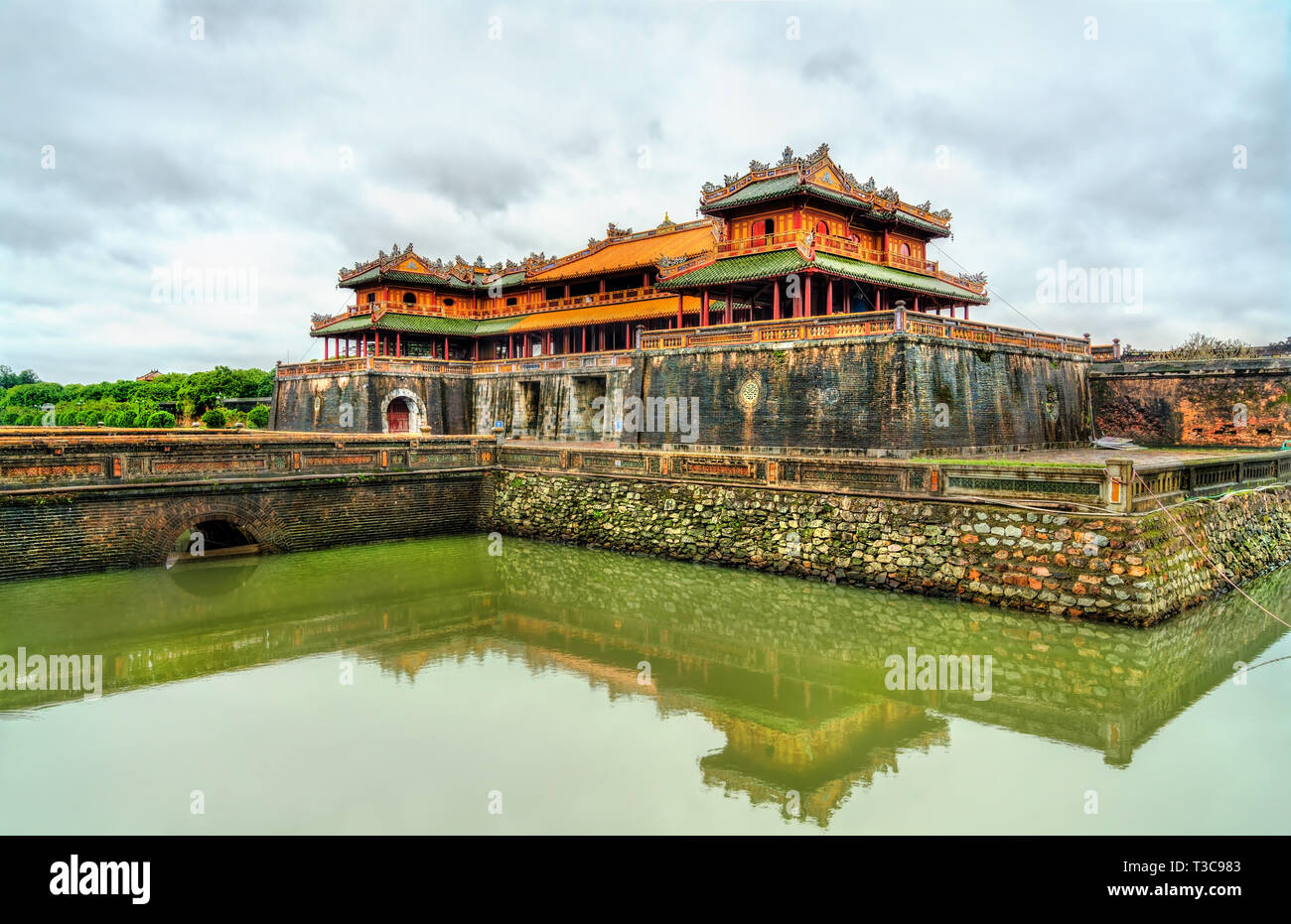 Meridian Gate per la città imperiale di Hue, Vietnam Foto Stock