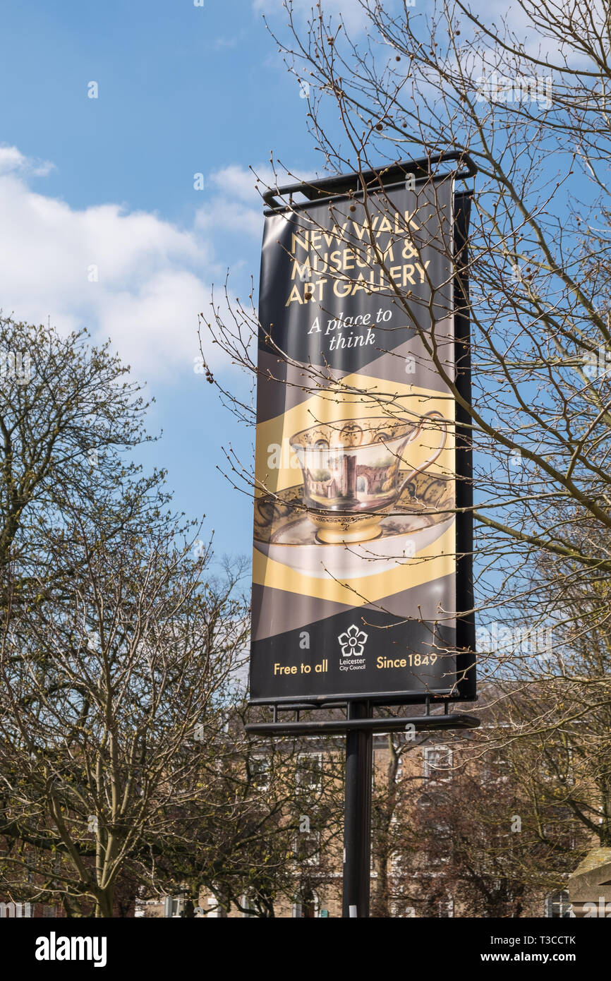 Segno di banner per il Museo e Galleria d'Arte New Walk di Leicester, Regno Unito Foto Stock