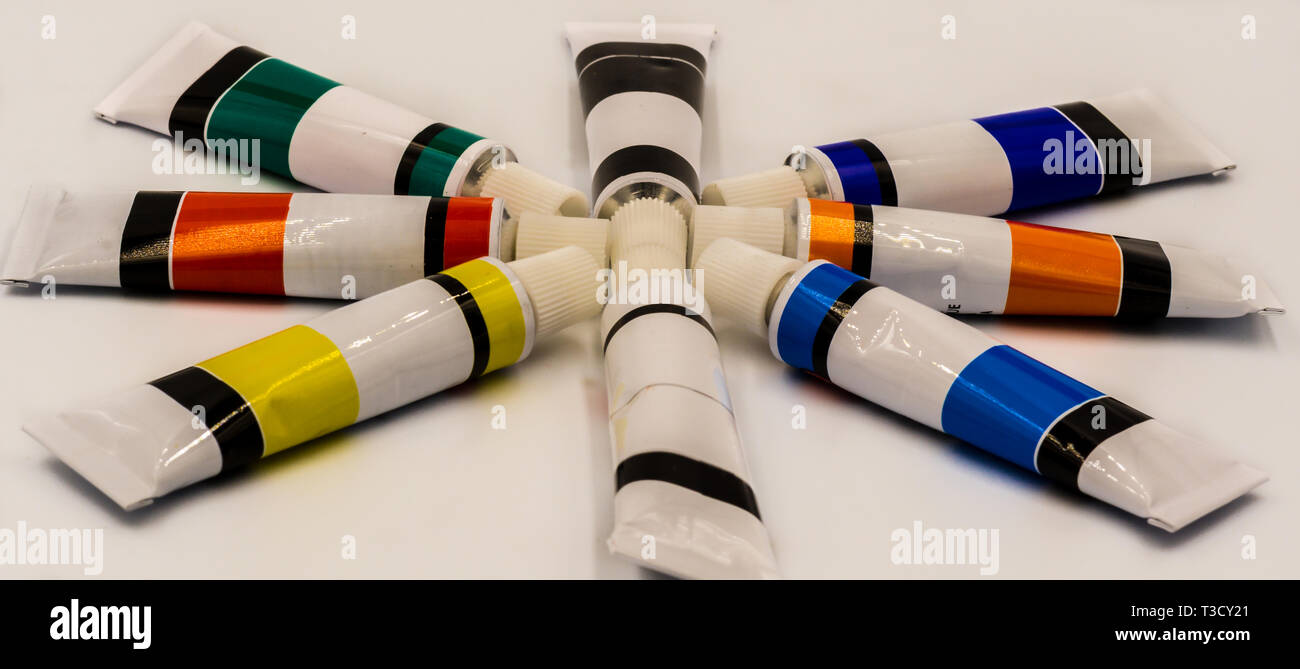 Artista kit di verniciatura che mostra colori vibranti Foto Stock