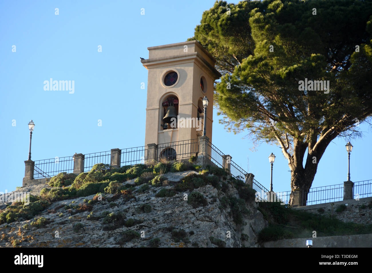 Bova Reggio Calabria Italia - Steeple Cattedrale di Santa Maria del credito Isody Giuseppe Andidero Foto Stock