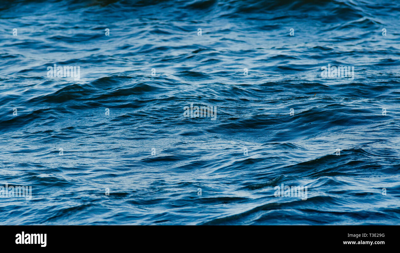 Le onde rompono sulle estremità est dell isola di delfino, Sett. 7, 2012. Foto Stock