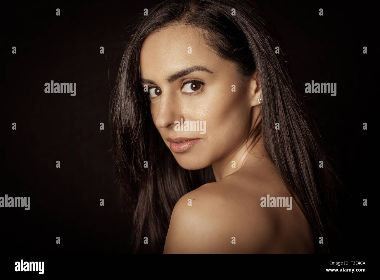 Studio colpo di testa di un Nero donna dai capelli Foto Stock